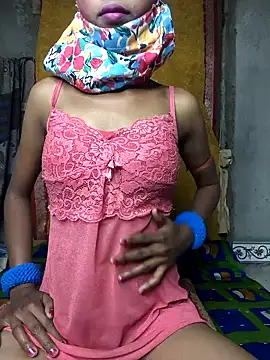 Cutesoma01 online show from November 2025 04:18:02 PM