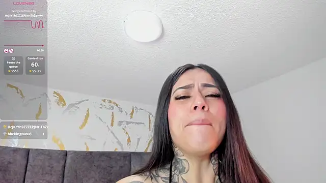 Snapshot of Cristal_Velle chatting on February 2026 01:26:02 PM Cristal Velle online show from February 2026 01:26:02 PM