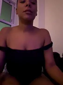 Melia Rayne online show from October 2025 07:16:02 PM