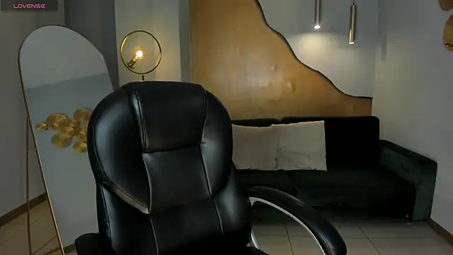 BellaClark1 online show from October 2025 03:27:01 AM