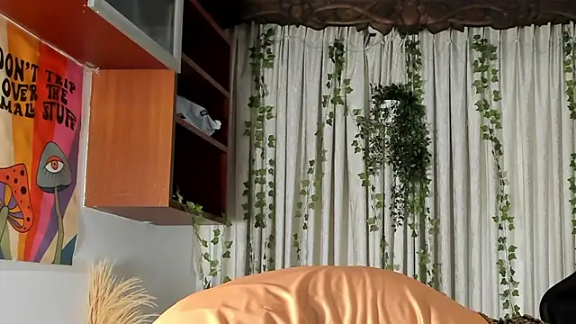 SarahLynn7 online show from February 2026 10:50:02 PM