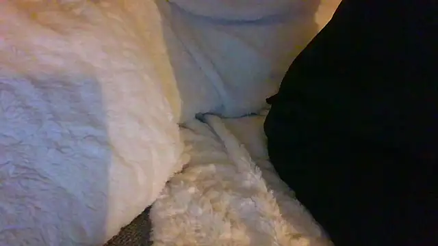 Valentinette online show from November 2025 09:50:01 PM