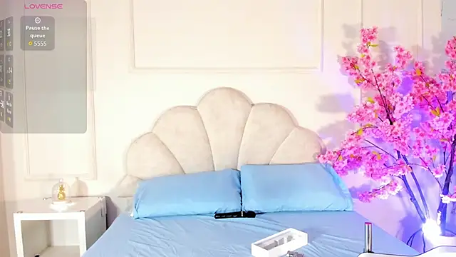 Candaceoweens online show from October 2025 03:43:02 AM