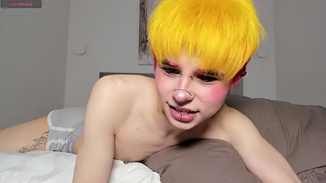 Alex Vallley online show from March 2025 06:11:01 PM