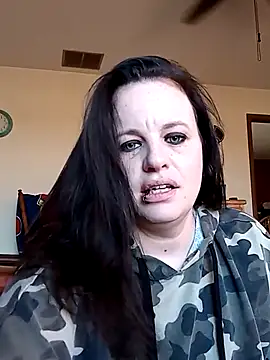 Snapshot of cattlegurl chatting on March 2025 02:44:01 PM cattlegurl online show from March 2025 02:44:01 PM