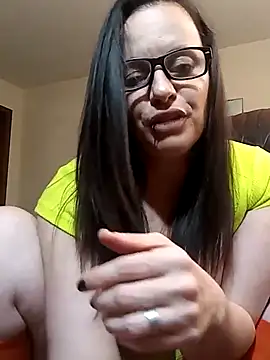 Snapshot of cattlegurl chatting on March 2025 08:01:02 AM cattlegurl online show from March 2025 08:01:02 AM