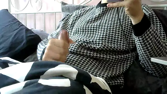 Snapshot of Italianmonsterd chatting on November 2025 08:39:02 AM Italianmonsterd online show from November 2025 08:39:02 AM