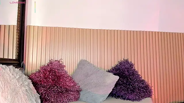 adalinarusell  online show from March 2026 11:13:01 AM