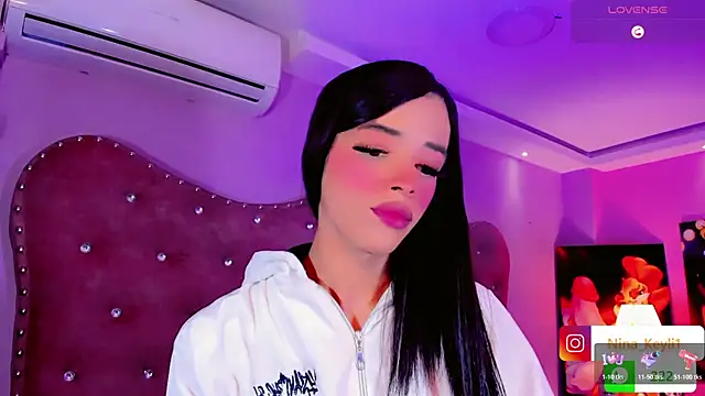 Nina Keyli online show from December 2025 09:13:02 PM