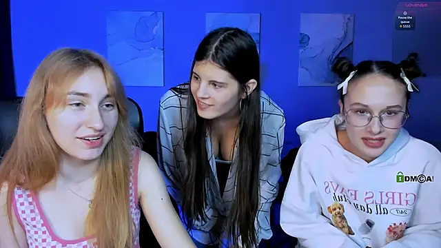 mona cloud online show from November 2025 08:01:01 PM