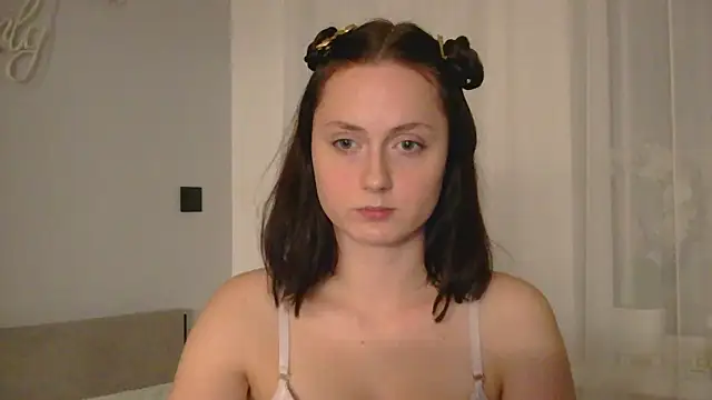 Snapshot of belle_ame chatting on September 2025 09:27:01 PM belle ame online show from September 2025 09:27:01 PM