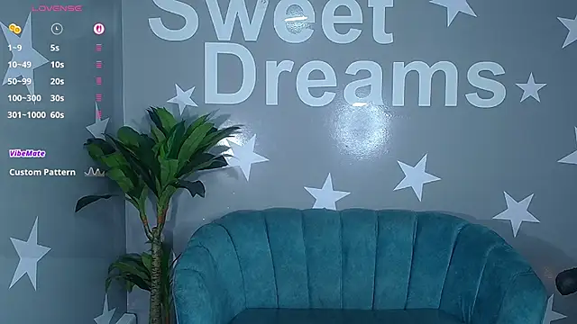 emma wockll t online show from November 2025 01:11:01 PM