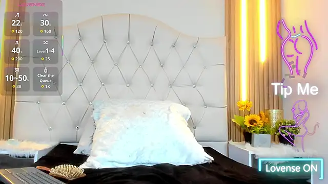 Alexa Bravva online show from November 2025 04:44:01 AM