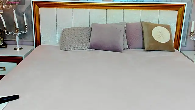 MightyMiss online show from March 2025 07:07:02 AM