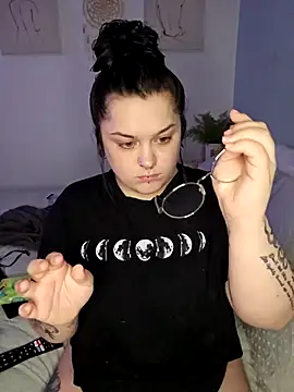 Saucy-Serenity online show from January 2026 08:03:01 PM