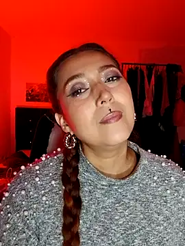 Luz delunaa online show from March 2025 01:46:01 AM