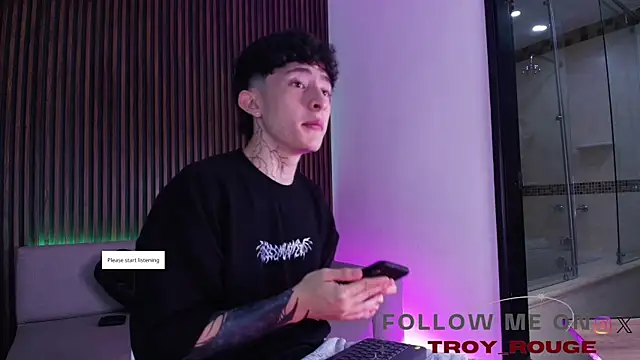 Snapshot of troy_rouge chatting on November 2025 04:07:02 PM troy rouge online show from November 2025 04:07:02 PM