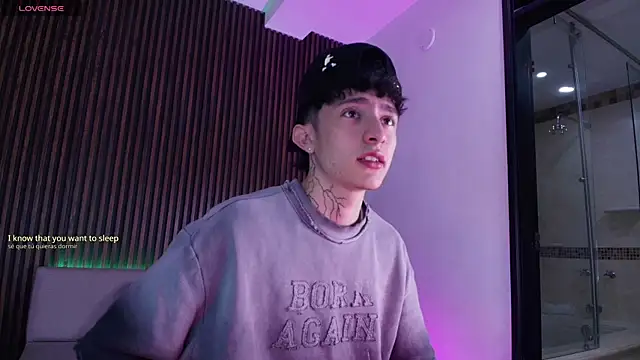 Snapshot of troy_rouge chatting on November 2025 07:10:01 PM troy rouge online show from November 2025 07:10:01 PM