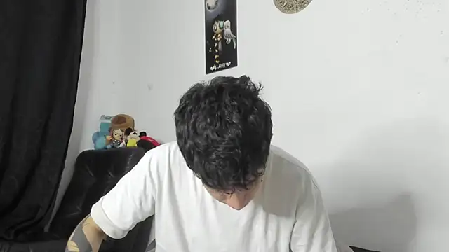 Snapshot of troy_rouge chatting on February 2026 11:06:02 AM troy rouge online show from February 2026 11:06:02 AM