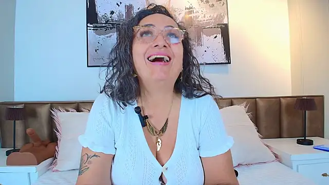 AlessandraLeroy online show from July 2026 12:19:02 PM