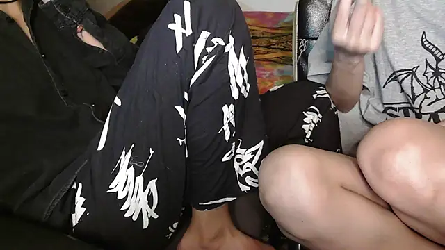 NaughtyThrouple007 online show from February 2026 12:06:01 AM