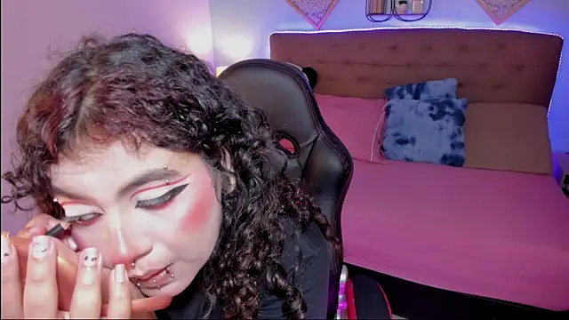  Lilly miller online show from November 2025 07:56:01 PM