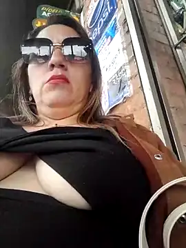 Luna-nevada online show from November 2025 04:06:01 PM