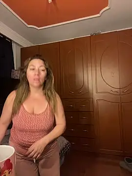 Luna-nevada online show from February 2026 10:27:02 AM