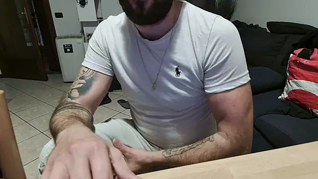 maialinofriuli online show from September 2025 11:21:01 PM