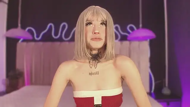 Zhally Dee online show from March 2026 07:53:02 PM