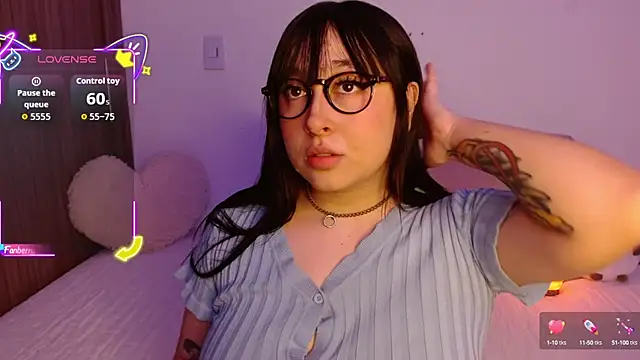 Snapshot of Oliviargf chatting on September 2025 12:43:01 AM Oliviargf online show from September 2025 12:43:01 AM