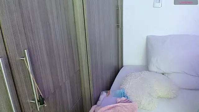 Snapshot of Oliviargf chatting on October 2025 12:56:02 AM Oliviargf online show from October 2025 12:56:02 AM