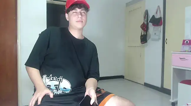 Snapshot of CrissConor chatting on March 2025 01:09:01 AM CrissConor online show from March 2025 01:09:01 AM