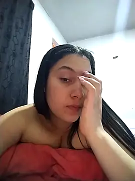 esmeralda jadees online show from December 2025 04:06:02 AM