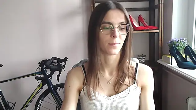 Snapshot of love_megi chatting on February 2026 02:32:01 PM love megi online show from February 2026 02:32:01 PM