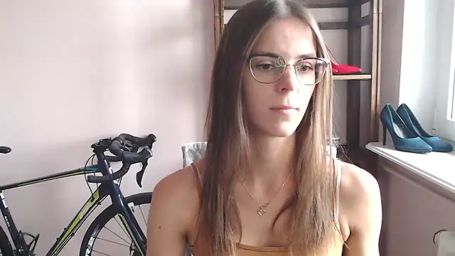 love megi online show from March 2026 01:34:01 PM