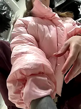 Bella Gloria online show from November 2025 09:21:01 AM