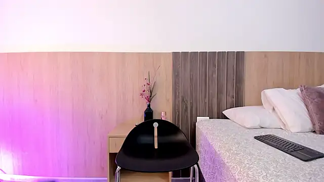  SamantaGomez online show from September 2025 07:57:02 PM