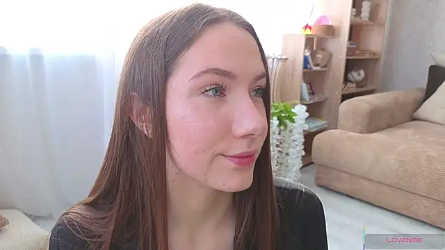 Kira mindnes online show from March 2026 05:47:02 AM