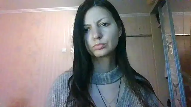 AliseWats online show from March 2025 02:55:02 PM