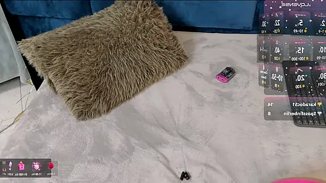 Snapshot of Samantha-Harpper chatting on March 2025 07:42:02 AM Samantha-Harpper online show from March 2025 07:42:02 AM