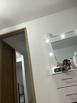 Snapshot of AlesiaCooper chatting on February 2026 11:56:01 PM AlesiaCooper online show from February 2026 11:56:01 PM