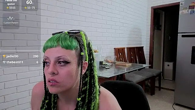 freyaa sorcerees online show from October 2025 04:16:02 AM