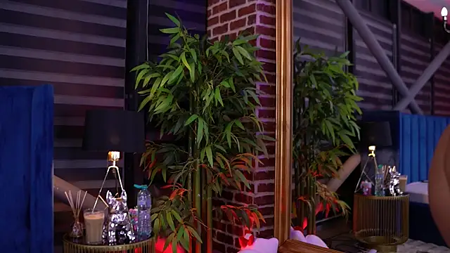 TanyaVonDe online show from February 2026 09:02:01 PM