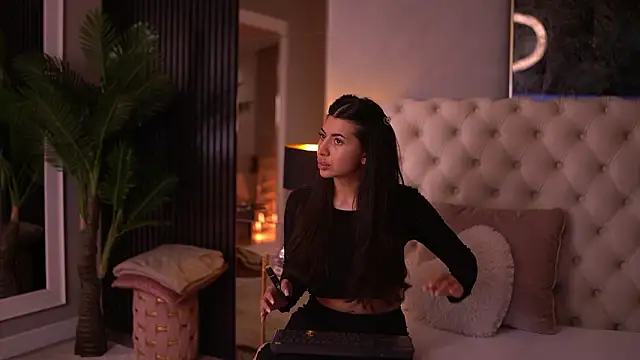 TanyaVonDe online show from March 2026 05:51:01 PM