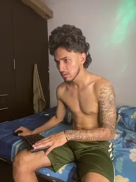 Snapshot of Zayn_kane chatting on July 2026 04:42:02 PM Zayn kane online show from July 2026 04:42:02 PM