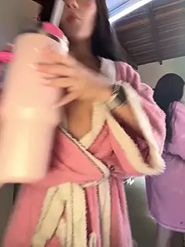 Paulet Johnson online show from March 2025 06:31:01 PM