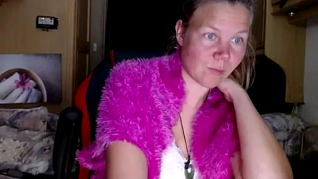 Snapshot of CallMeMaria chatting on January 2025 07:15:01 PM CallMeMaria online show from January 2025 07:15:01 PM