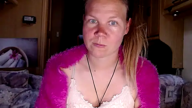 Snapshot of CallMeMaria chatting on January 2025 02:03:02 PM CallMeMaria online show from January 2025 02:03:02 PM