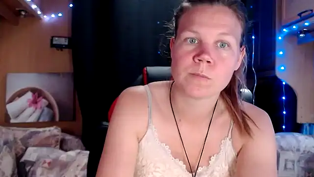 Snapshot of CallMeMaria chatting on January 2025 12:52:01 PM CallMeMaria online show from January 2025 12:52:01 PM